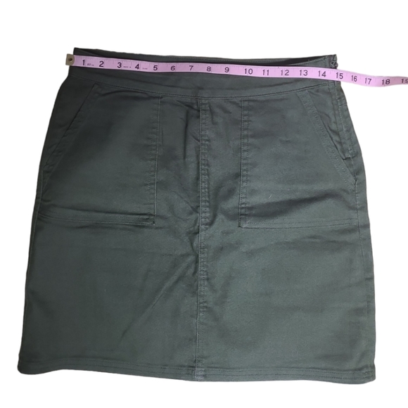 Prana Olive Green Mini Skirt NWOT - Picture 9 of 11